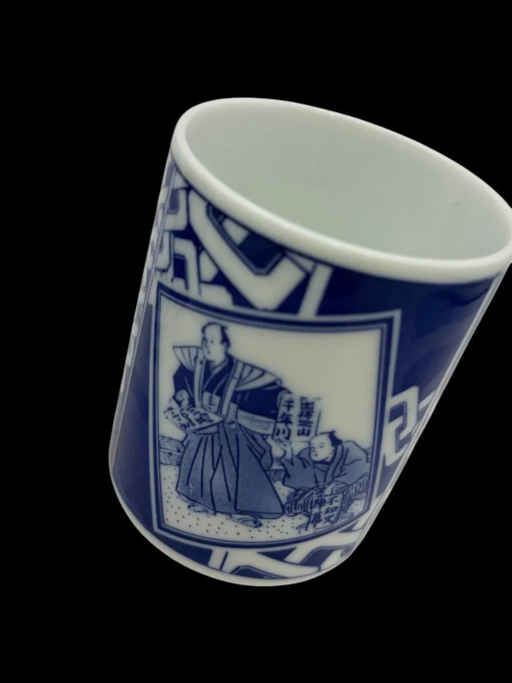 Set of 3 Vintage Japanese Blue & White Yunomi Tea Cups Sumo Wrestler Porcelain